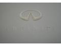 Ivory Pearl - M 35x Sedan Photo No. 14