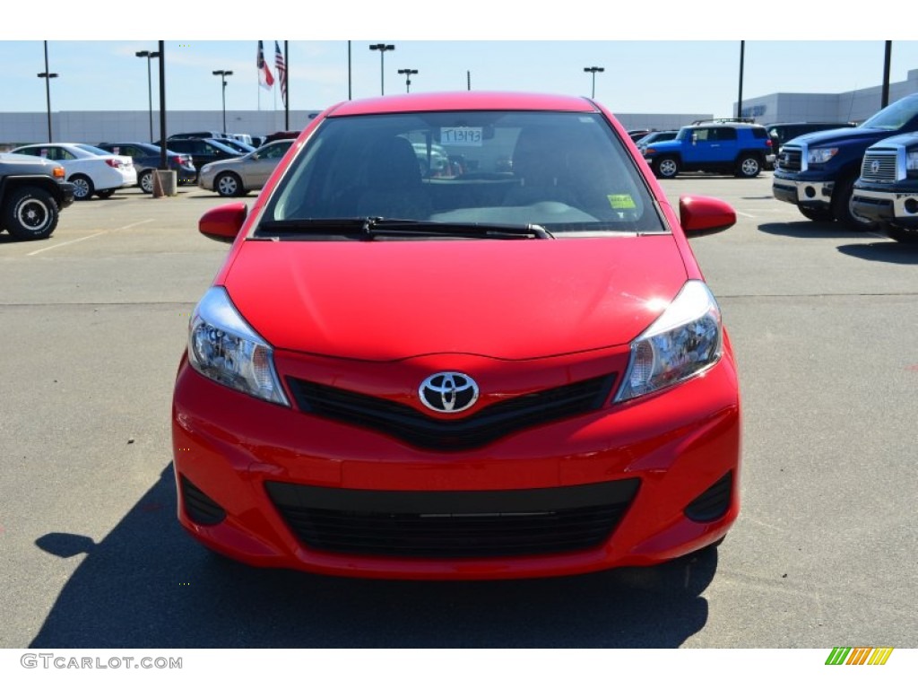 2013 Yaris L 3 Door - Absolutely Red / Ash photo #26