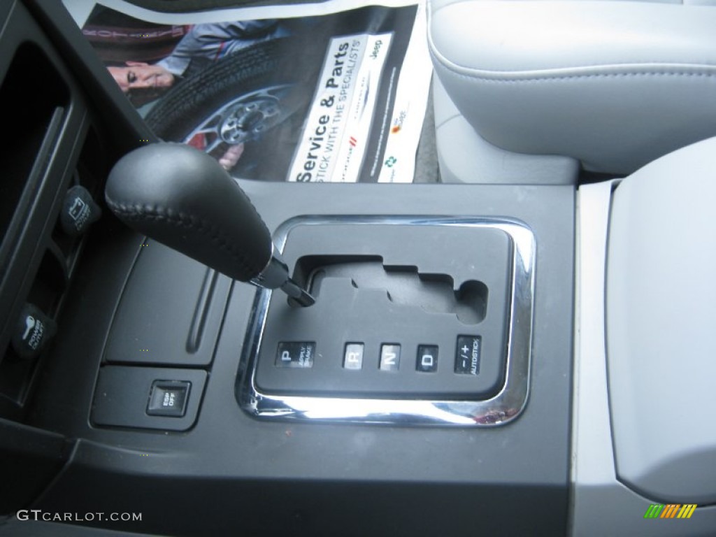 2008 Chrysler Pacifica LX AWD Transmission Photos