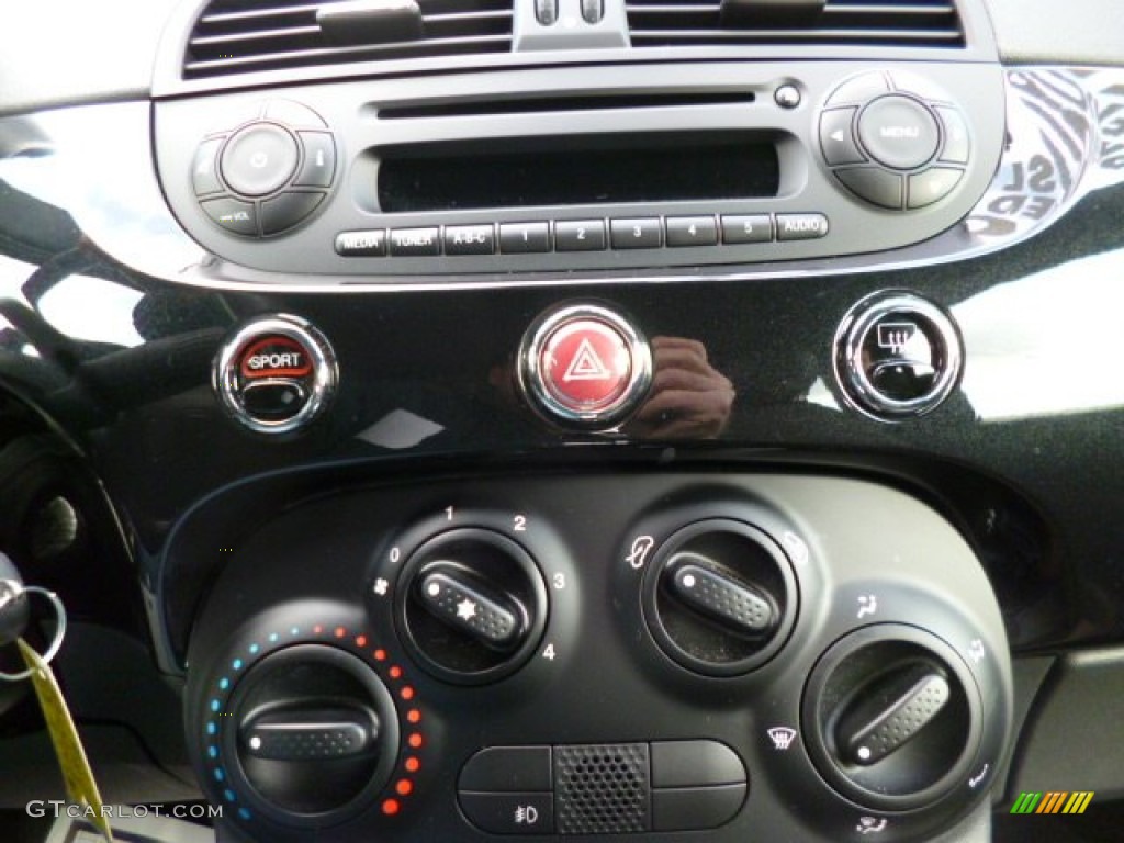 2012 Fiat 500 Sport Controls Photo #79082929