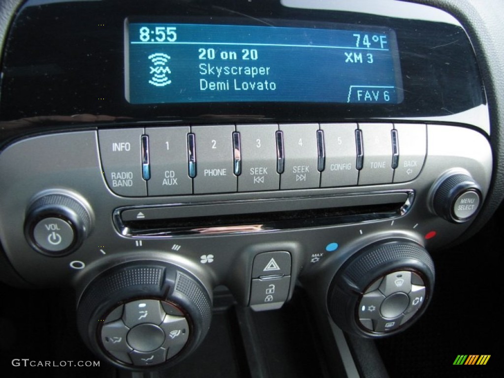 2011 Chevrolet Camaro LT Coupe Audio System Photos