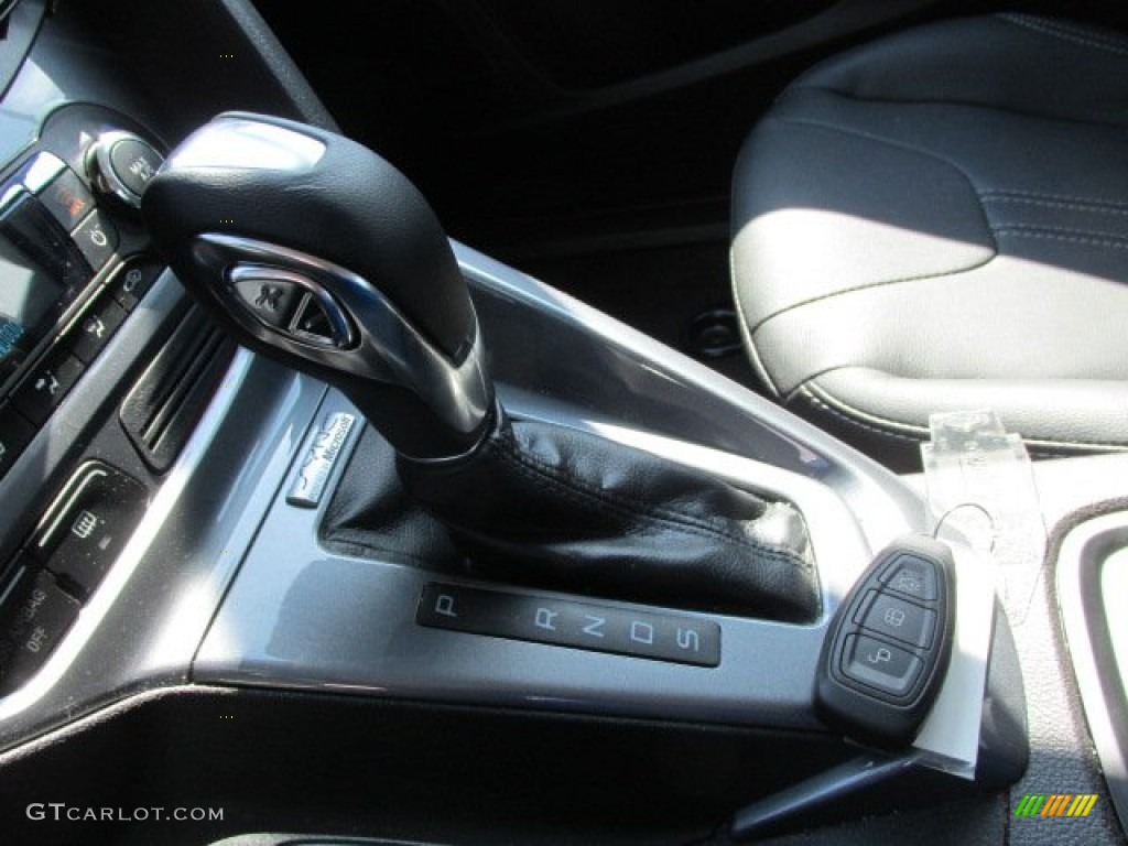 2012 Focus Titanium Sedan - Sterling Grey Metallic / Charcoal Black Leather photo #21