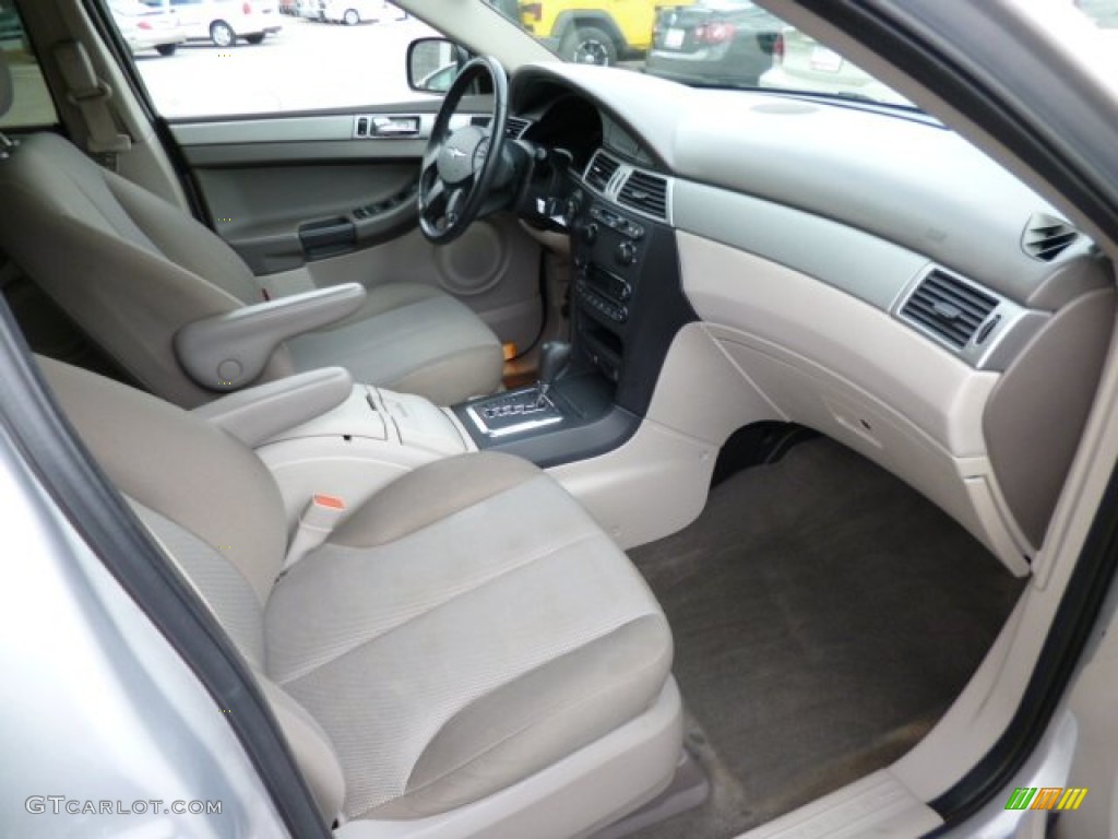 Light Taupe Interior 2006 Chrysler Pacifica Standard Pacifica Model Photo #79085078