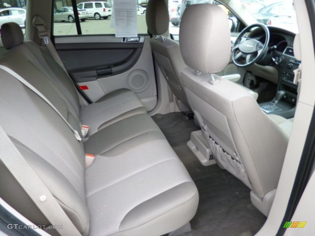 Light Taupe Interior 2006 Chrysler Pacifica Standard Pacifica Model Photo #79085115