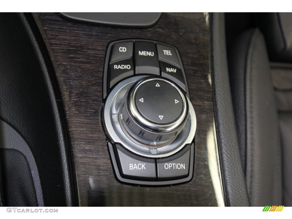 2011 BMW 3 Series 335i Coupe Controls Photo #79087789