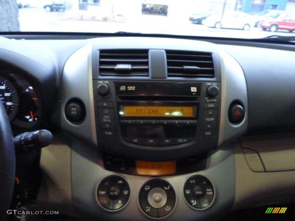 2006 RAV4 Limited 4WD - Beige Metallic / Taupe photo #19
