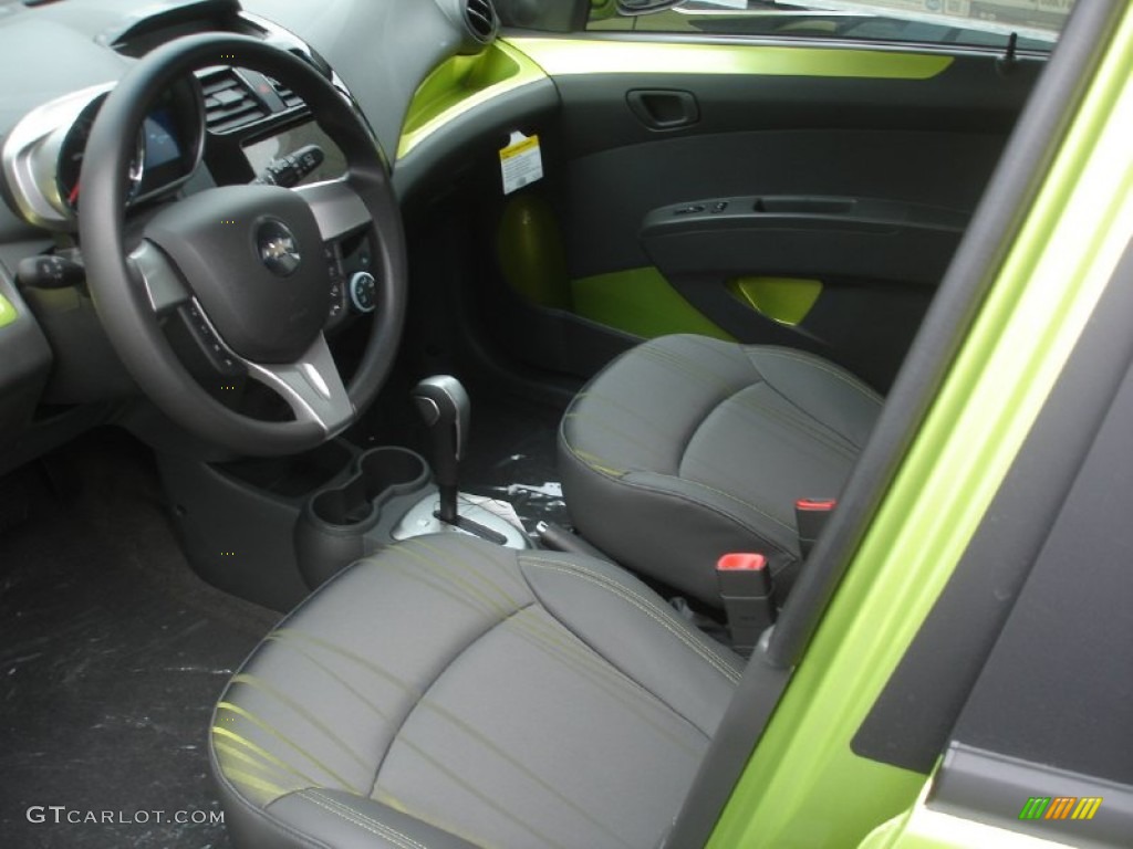 Green/Green Interior 2013 Chevrolet Spark LT Photo #79089217