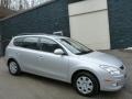 Quicksilver - Elantra Touring SE Photo No. 1