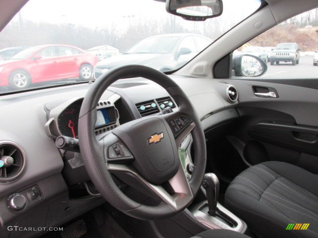2013 Chevrolet Sonic LT Hatch Jet Black/Dark Titanium Steering Wheel Photo #79090504