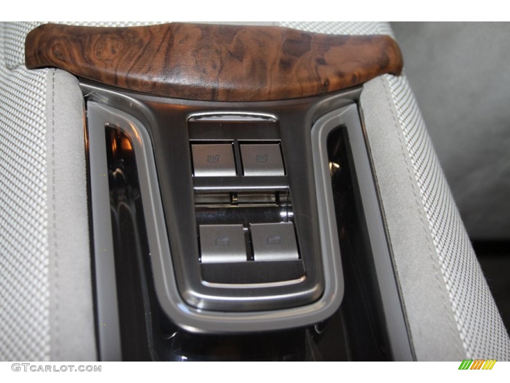 2012 Fisker Karma EcoChic Controls Photo #79090799
