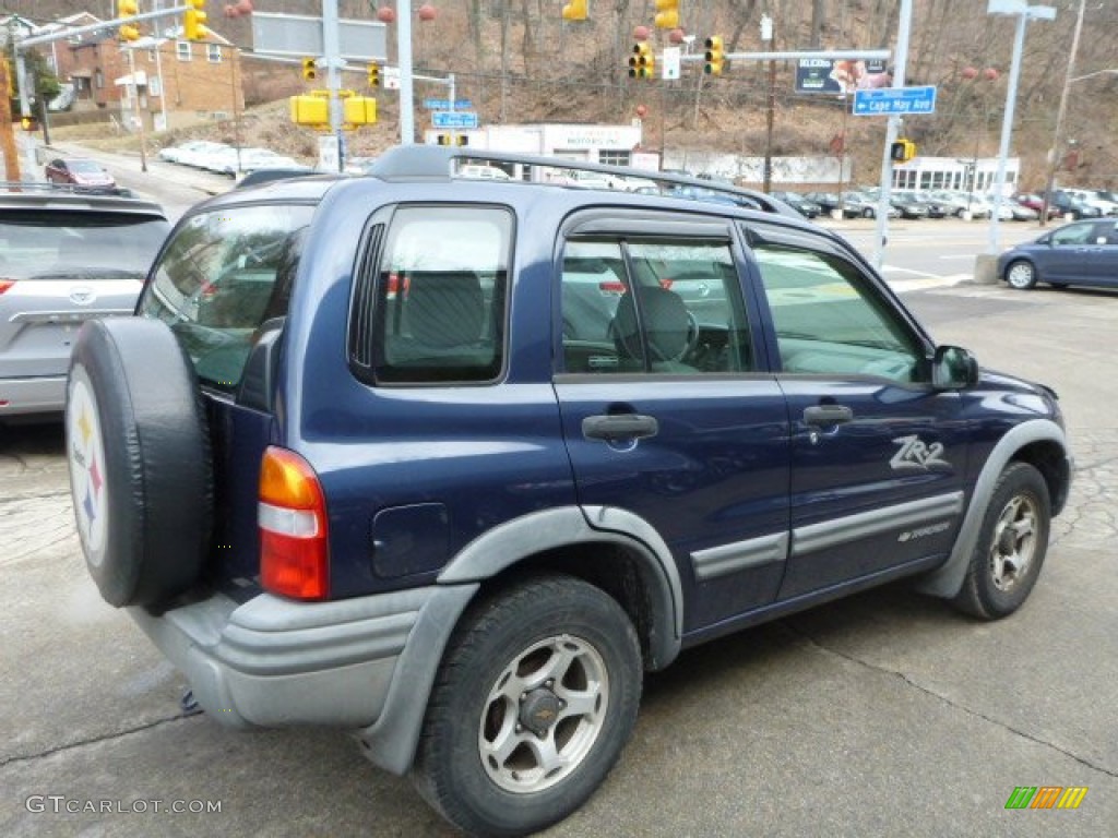 2001 Tracker ZR2 Hardtop 4WD - Dark Blue Metallic / Medium Gray photo #11