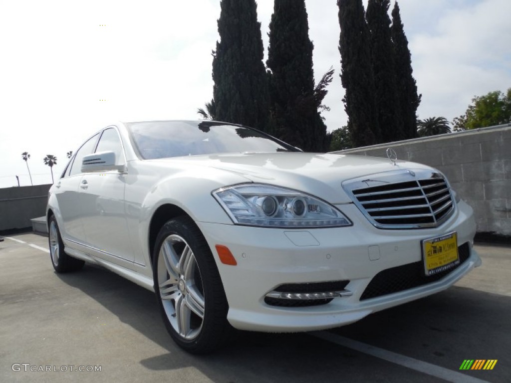 2013 S 550 Sedan - Diamond White Metallic / Cashmere/Savanna photo #1