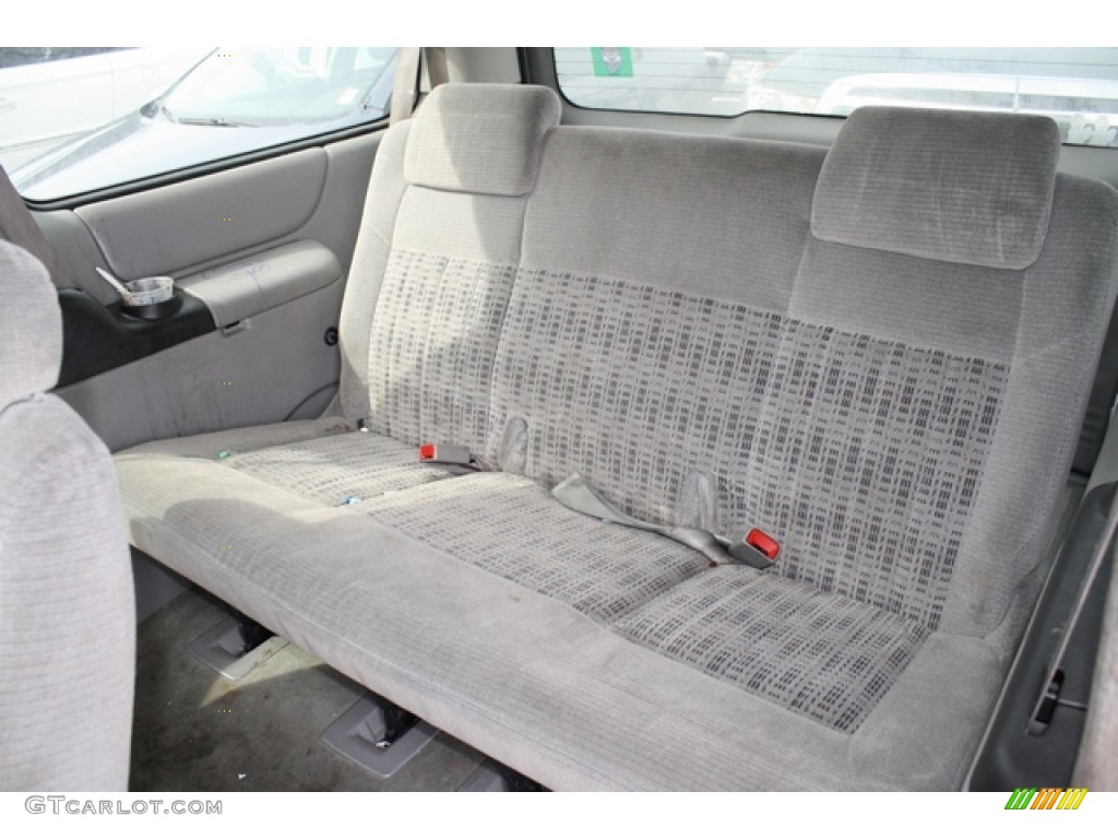 2003 Chevrolet Venture LS Rear Seat Photos