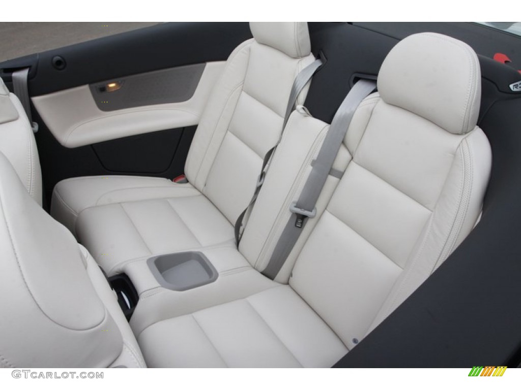 Calcite/Off Black Interior 2013 Volvo C70 T5 Photo #79097563