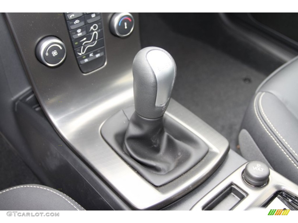 2013 C30 T5 R-Design - Ice White / Off Black photo #20