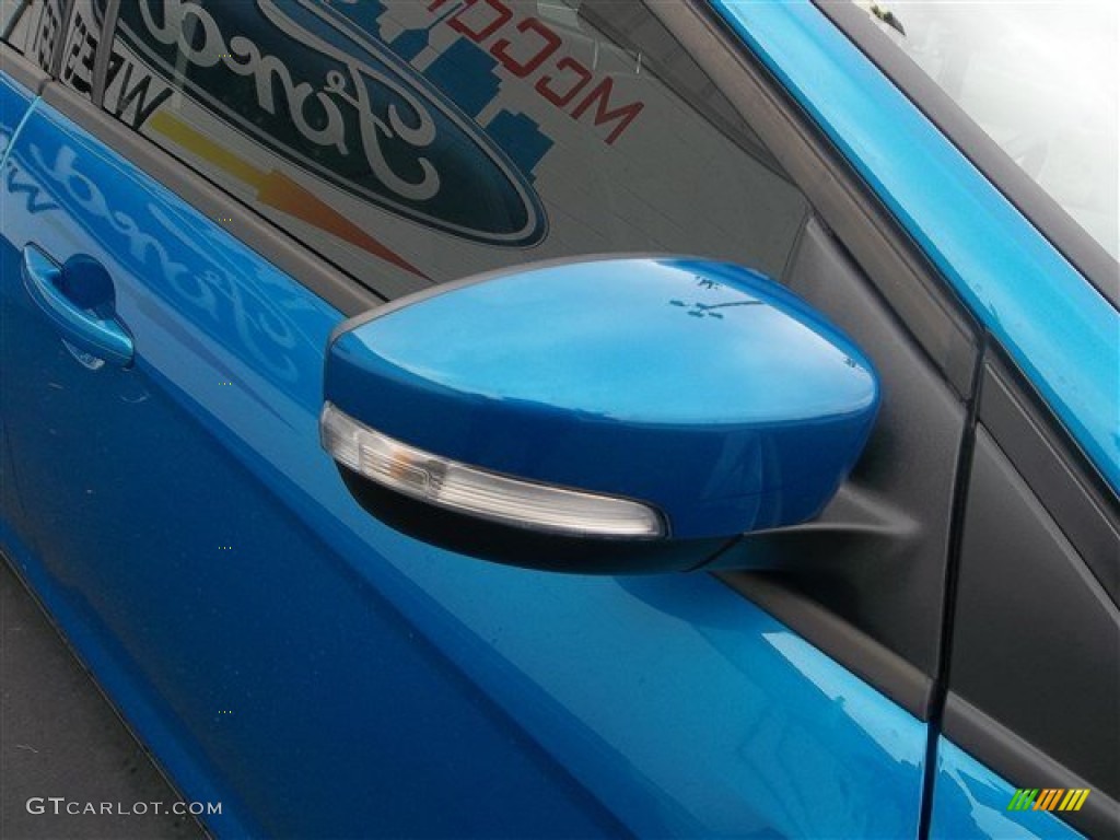 2013 Focus SE Sedan - Blue Candy / Charcoal Black photo #11