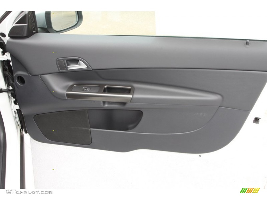 2013 C30 T5 R-Design - Ice White / Off Black photo #28