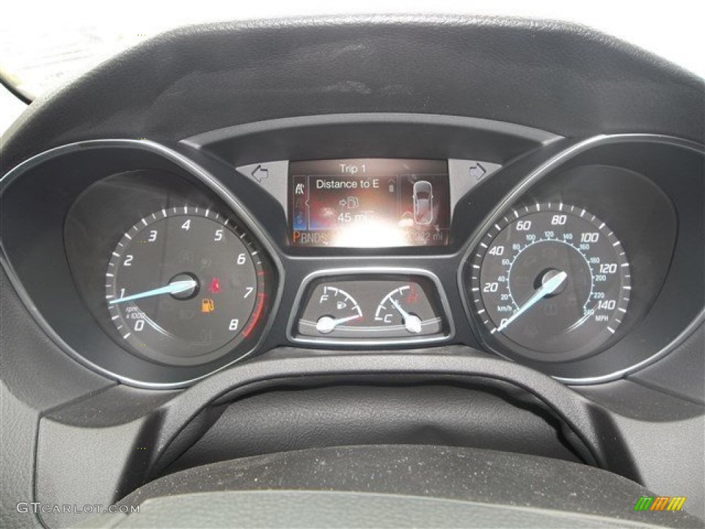 2013 Focus SE Sedan - Sterling Gray / Charcoal Black photo #20