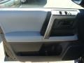 Black - 4Runner SR5 4x4 Photo No. 6