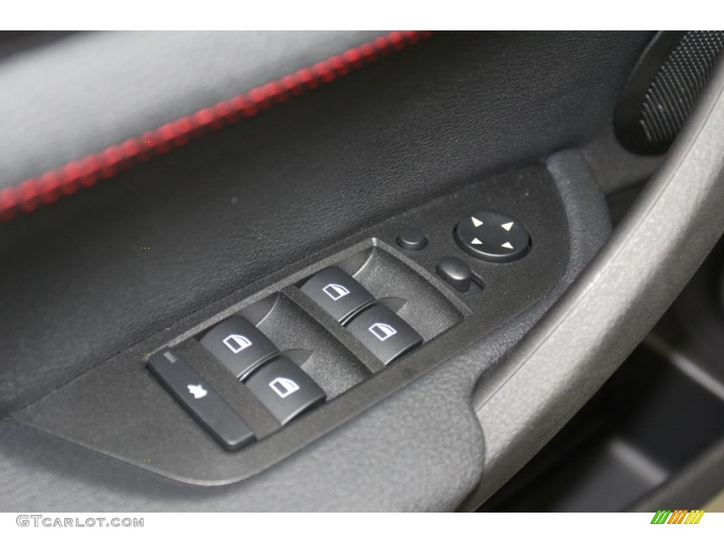 2013 BMW X1 xDrive 35i Controls Photo #79099634
