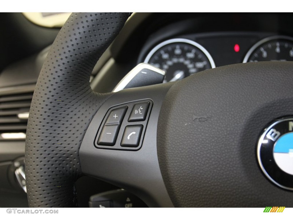 2013 BMW X1 xDrive 35i Controls Photo #79100400