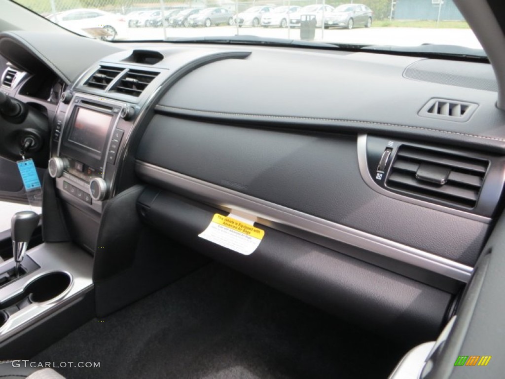 2013 Camry SE - Cosmic Gray Metallic / Black/Ash photo #19