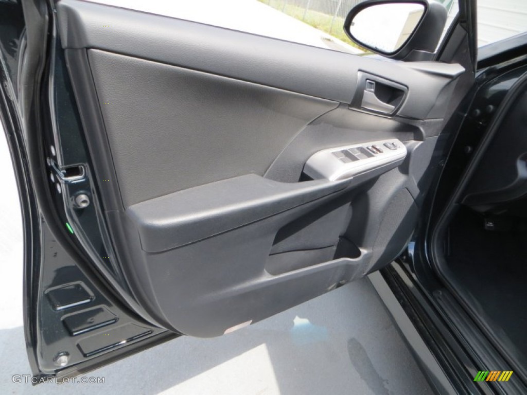 2013 Camry SE - Cosmic Gray Metallic / Black/Ash photo #22