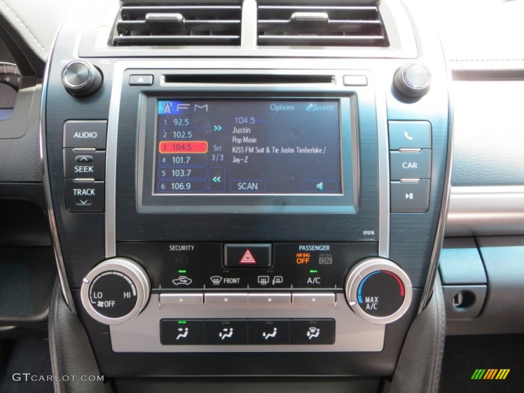 2013 Camry SE - Cosmic Gray Metallic / Black/Ash photo #27