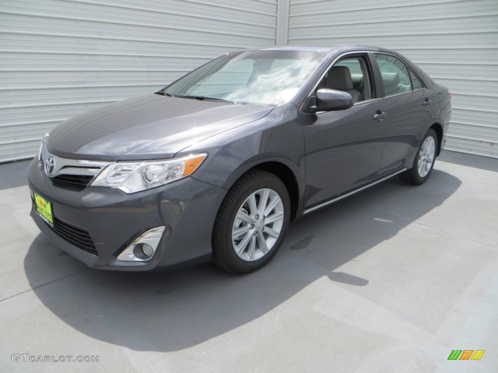 2013 Camry XLE V6 - Magnetic Gray Metallic / Ash photo #9
