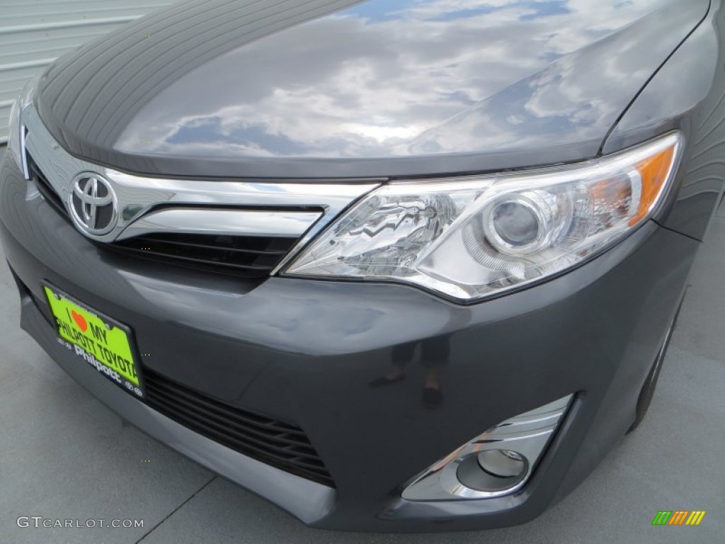 2013 Camry XLE V6 - Magnetic Gray Metallic / Ash photo #13