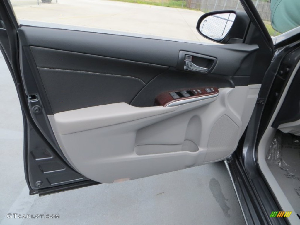 2013 Camry XLE V6 - Magnetic Gray Metallic / Ash photo #22