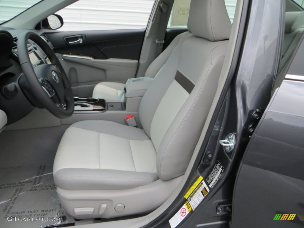 2013 Camry XLE V6 - Magnetic Gray Metallic / Ash photo #23