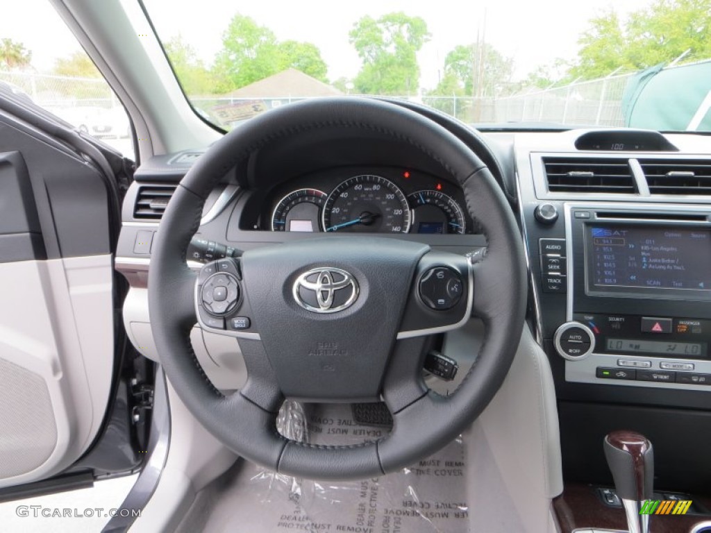 2013 Camry XLE V6 - Magnetic Gray Metallic / Ash photo #32