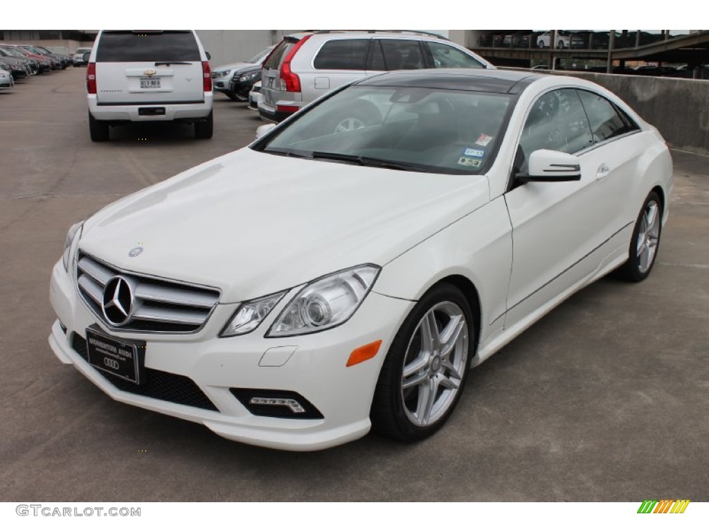 2011 E 550 Coupe - Arctic White / Black photo #3