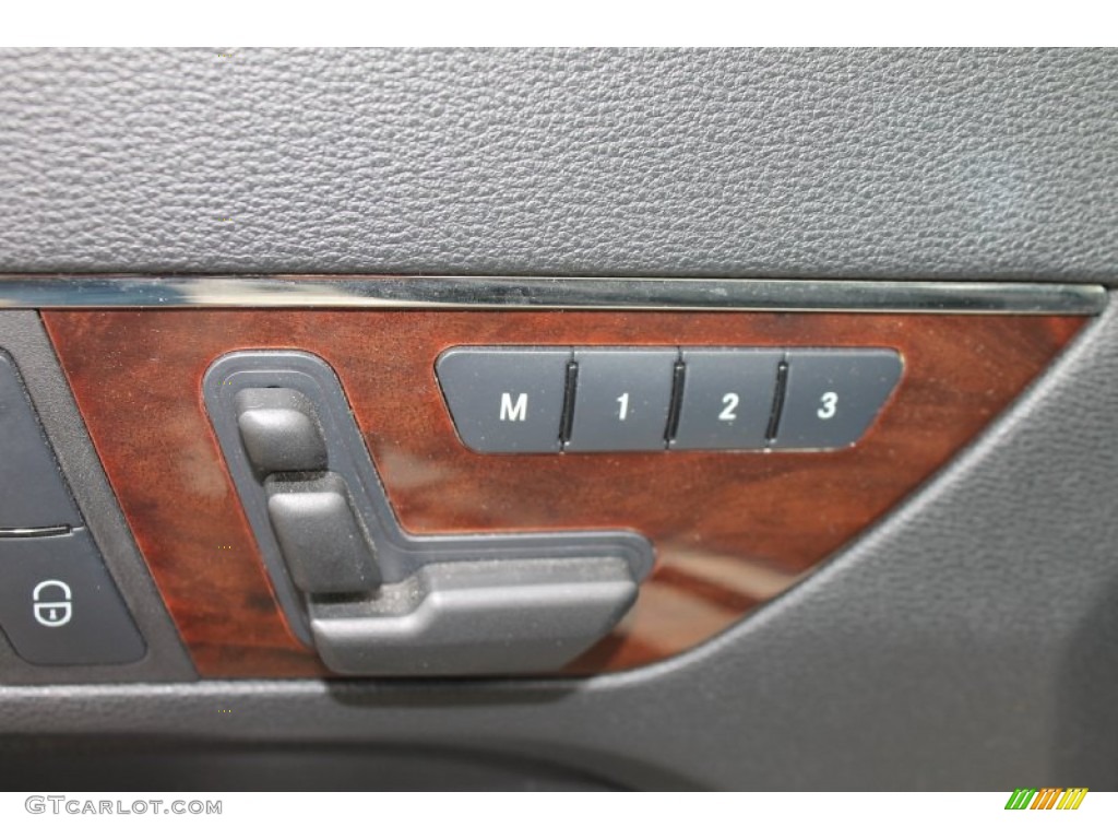 2011 E 550 Coupe - Arctic White / Black photo #13