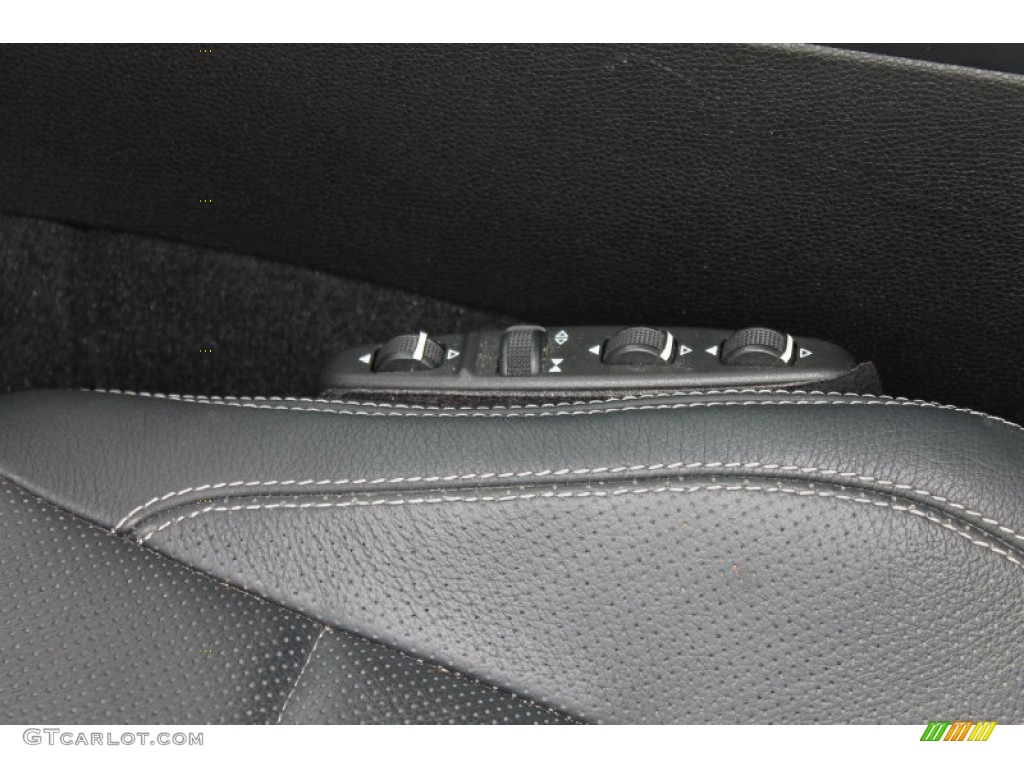 2011 E 550 Coupe - Arctic White / Black photo #16