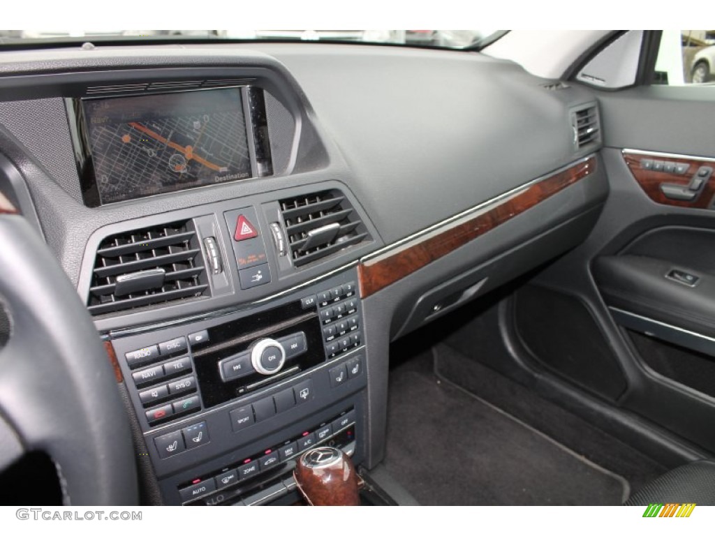 2011 E 550 Coupe - Arctic White / Black photo #17