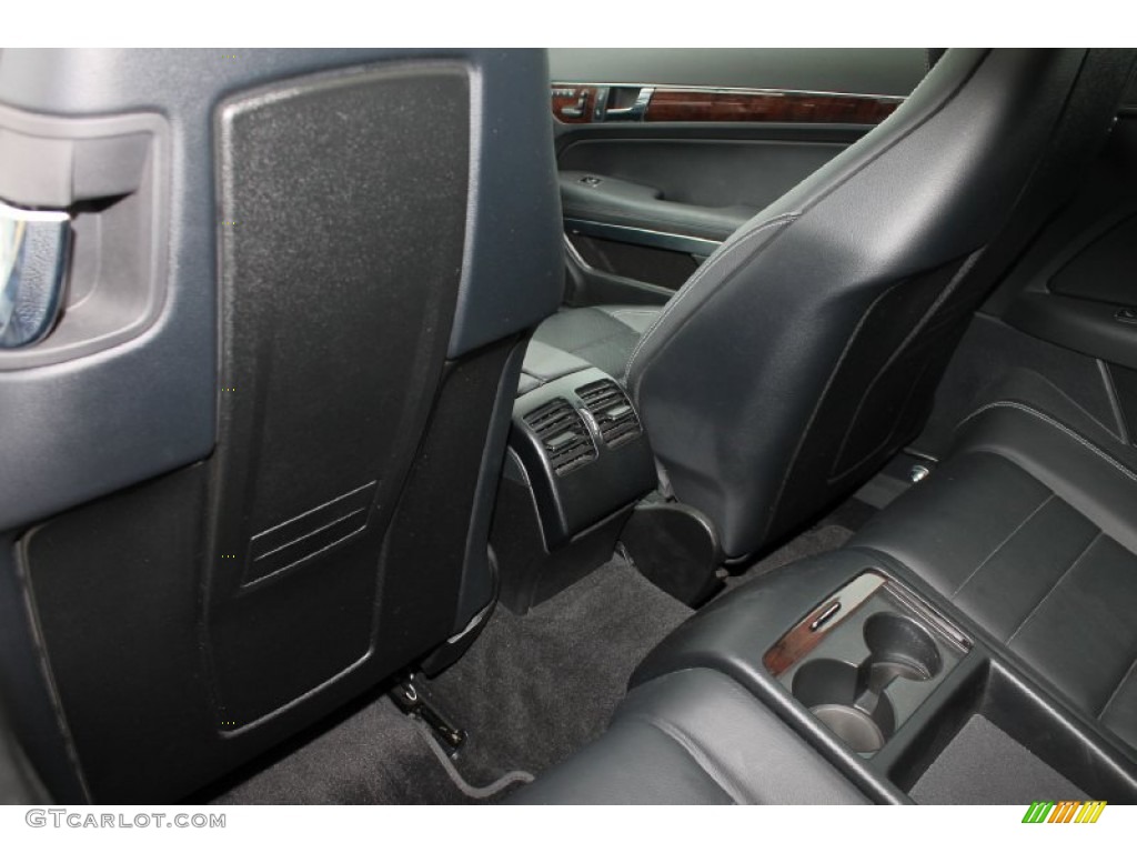 2011 E 550 Coupe - Arctic White / Black photo #33