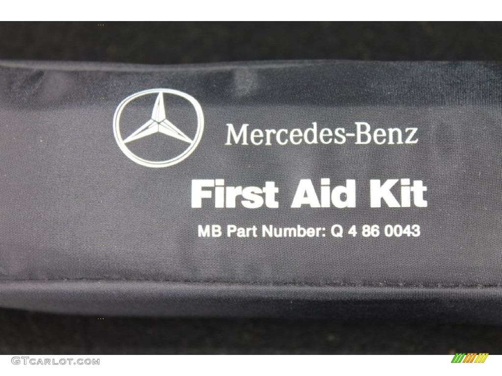 2011 E 550 Coupe - Arctic White / Black photo #34