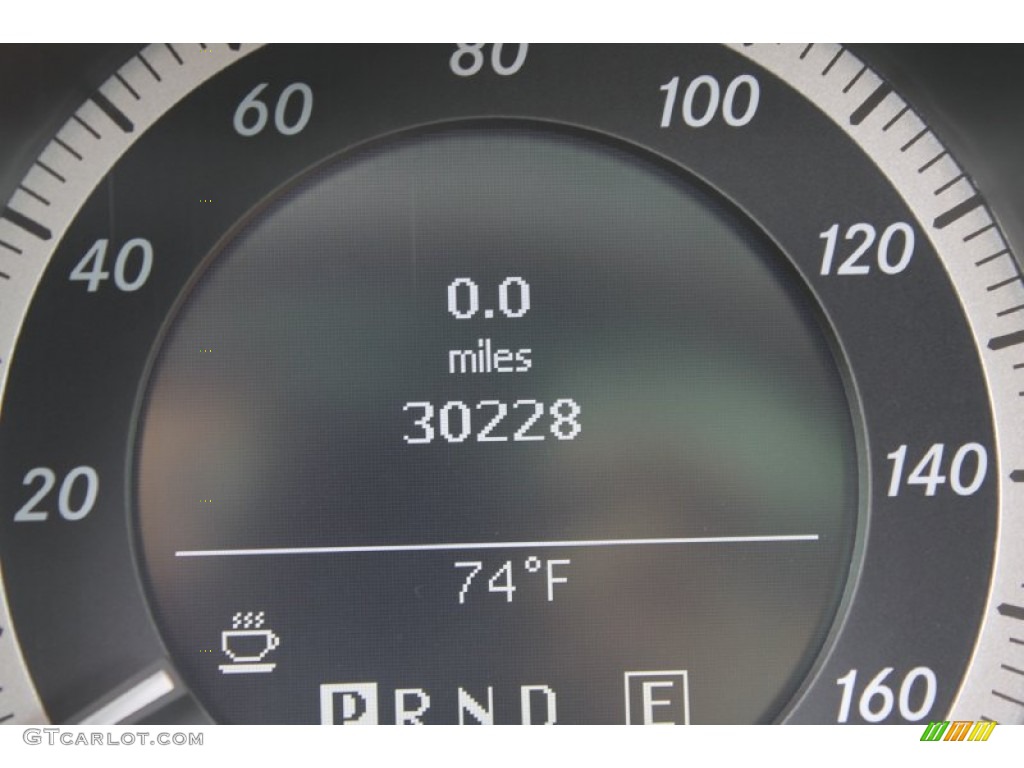 2011 E 550 Coupe - Arctic White / Black photo #45