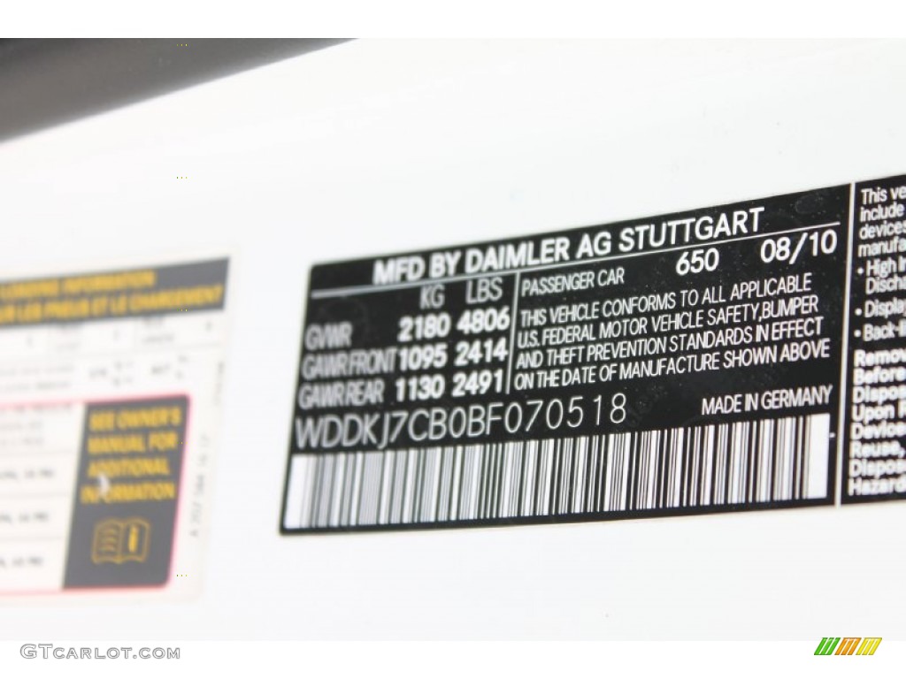 2011 E 550 Coupe - Arctic White / Black photo #46