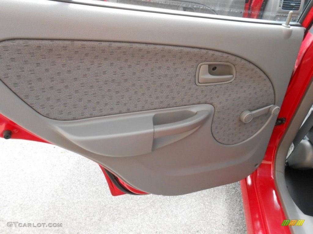 2003 Rio Sedan - Classic Red / Gray photo #15