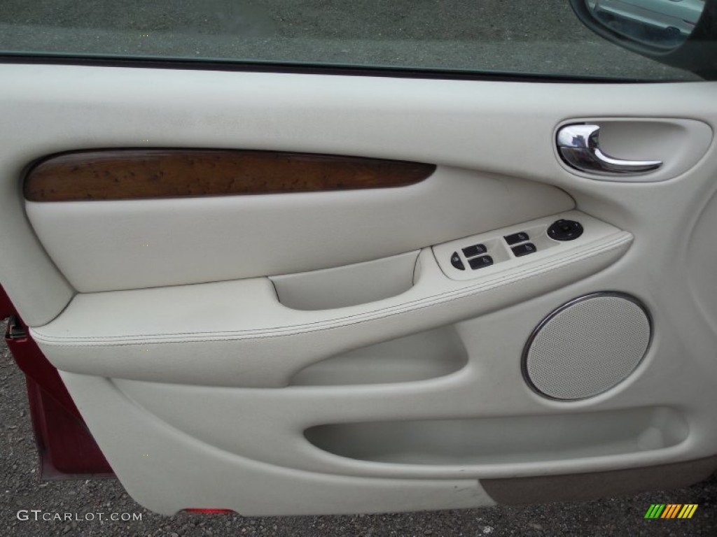 2003 Jaguar X-Type 2.5 Ivory Door Panel Photo #79106602