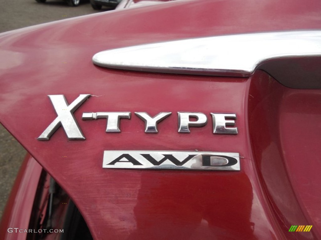 2003 Jaguar X-Type 2.5 Marks and Logos Photo #79106979