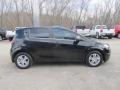 Black - Sonic LT Hatch Photo No. 8