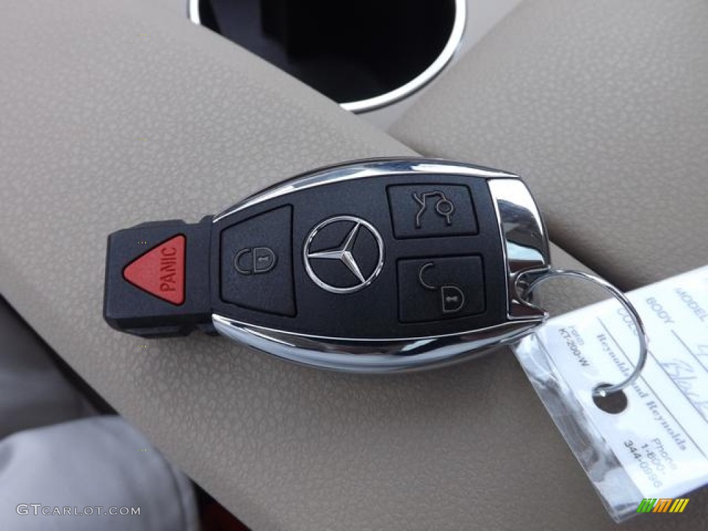 2013 Mercedes-Benz C 250 Sport Keys Photos