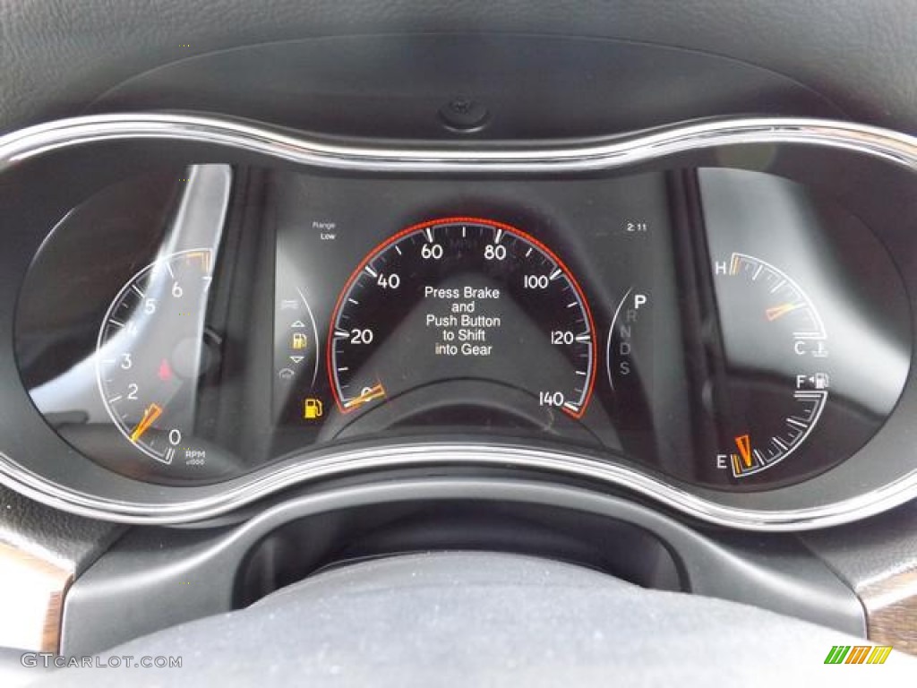 2014 Grand Cherokee Laredo - Bright White / New Zealand Black/Light Frost photo #21