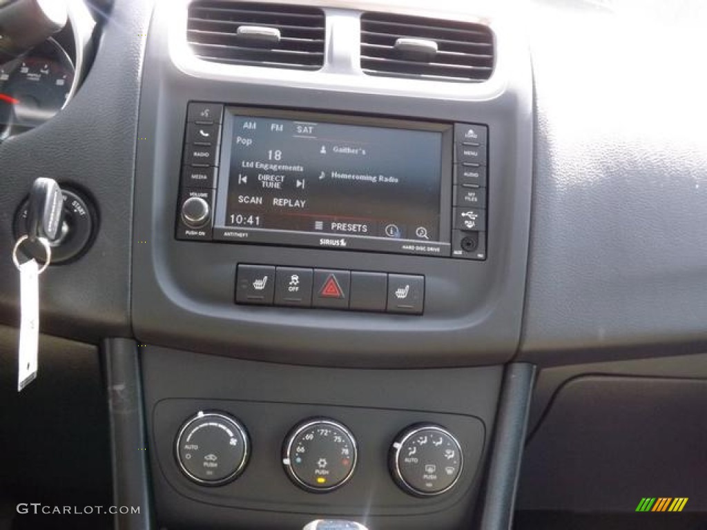 2013 Avenger SXT - New Bright White / Black/Light Frost Beige photo #15