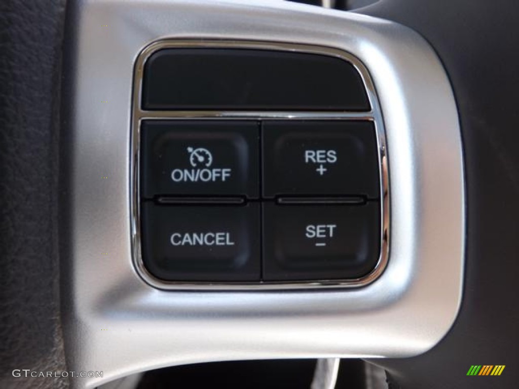 2013 Avenger SXT - New Bright White / Black/Light Frost Beige photo #17