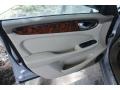 Platinum Silver Metallic - XJ XJ8 Photo No. 37